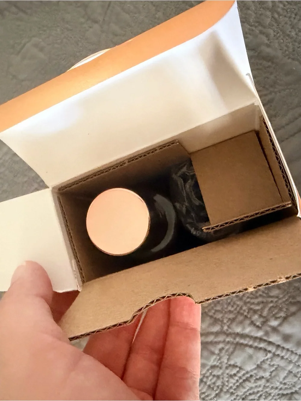 JOSIE MARAN hydrating tinted